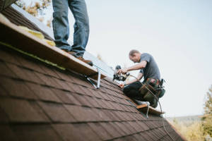 Local Roofers in Parkers Pr, MN